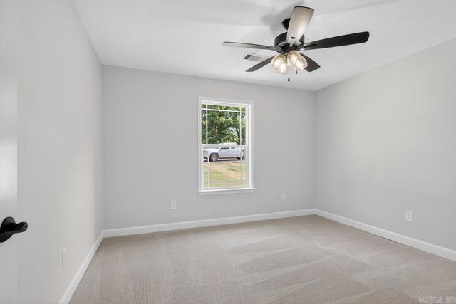 212 Pineview Avenue, Sherwood, AR 72120