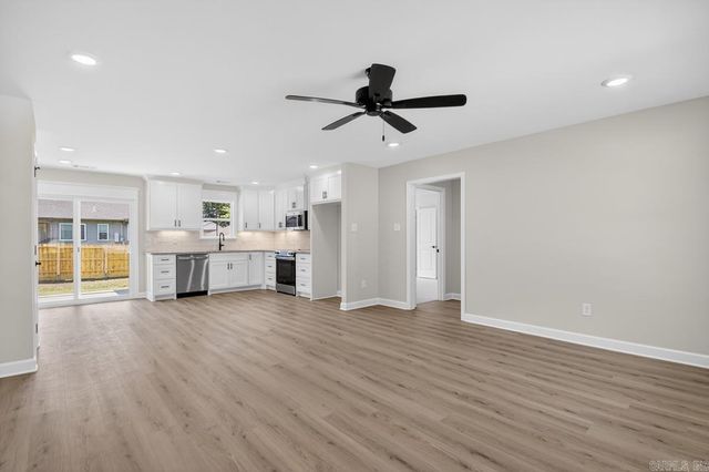 212 Pineview Avenue, Sherwood, AR 72120