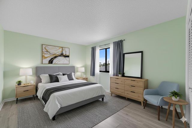 2828 Kirk Road, Lake Worth, FL 33461