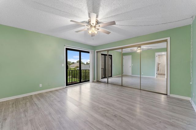 2828 Kirk Road, Lake Worth, FL 33461