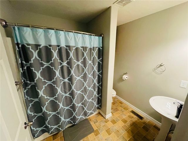 1111 Kimberly Avenue, Berryville, AR 72616