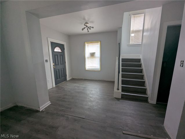 16010 Arcade Avenue, Cleveland, OH 44110