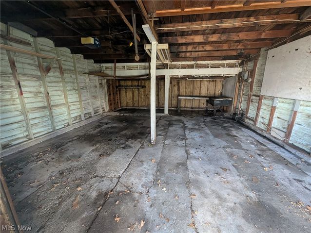 16010 Arcade Avenue, Cleveland, OH 44110