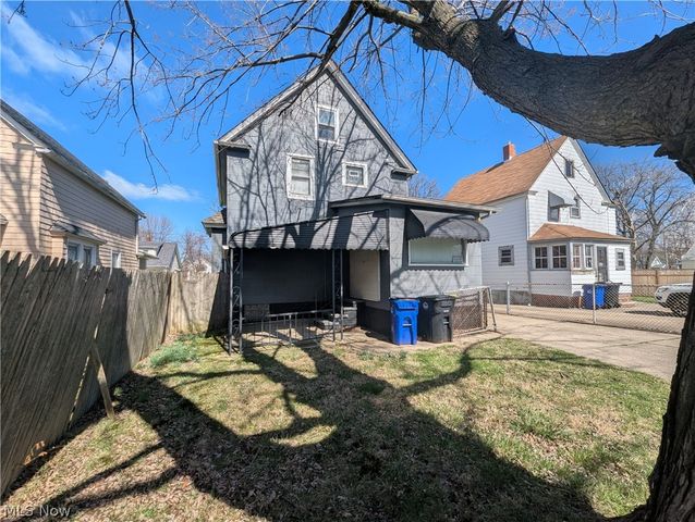 16010 Arcade Avenue, Cleveland, OH 44110