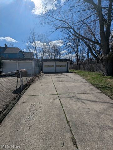 16010 Arcade Avenue, Cleveland, OH 44110