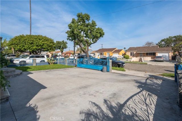 1037 S Tajauta, Compton, CA 90220