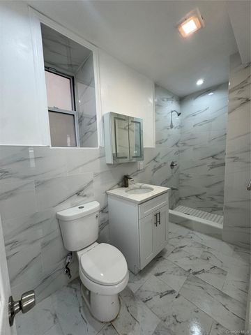 3041 Paulding Avenue, Bronx, NY 10469