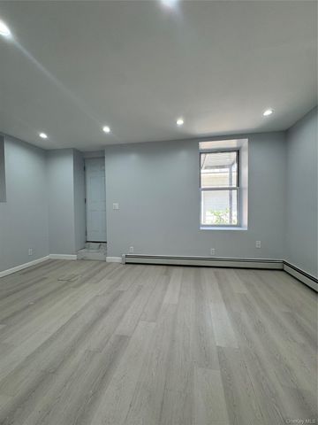 3041 Paulding Avenue, Bronx, NY 10469