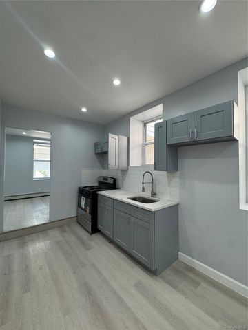 3041 Paulding Avenue, Bronx, NY 10469