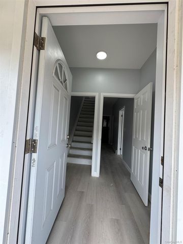 3041 Paulding Avenue, Bronx, NY 10469