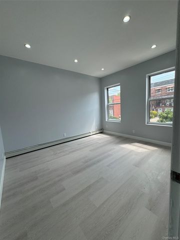 3041 Paulding Avenue, Bronx, NY 10469