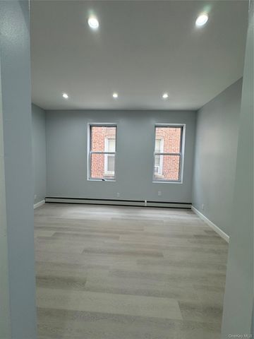 3041 Paulding Avenue, Bronx, NY 10469