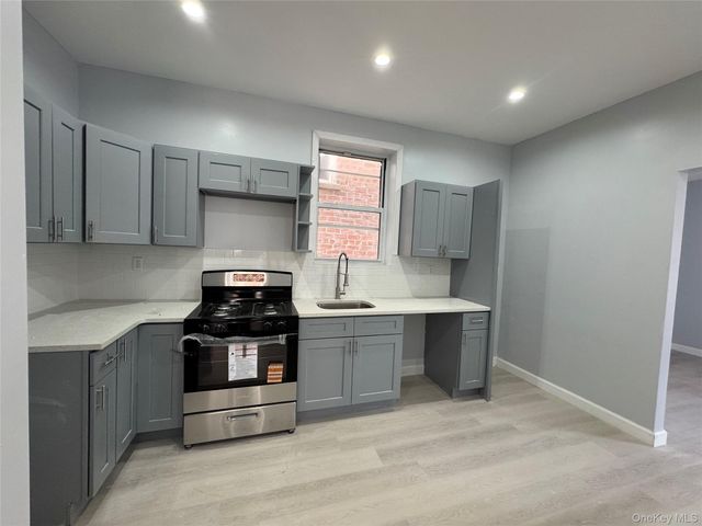 3041 Paulding Avenue, Bronx, NY 10469