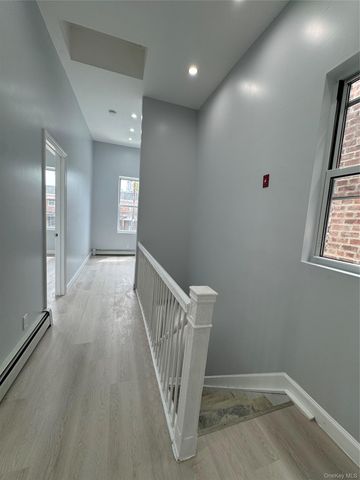 3041 Paulding Avenue, Bronx, NY 10469