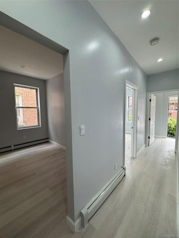 3041 Paulding Avenue, Bronx, NY 10469