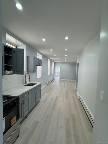 3041 Paulding Avenue, Bronx, NY 10469