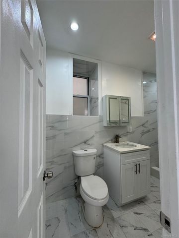 3041 Paulding Avenue, Bronx, NY 10469