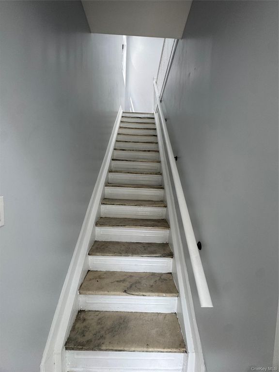 3041 Paulding Avenue, Bronx, NY 10469 — photo 5