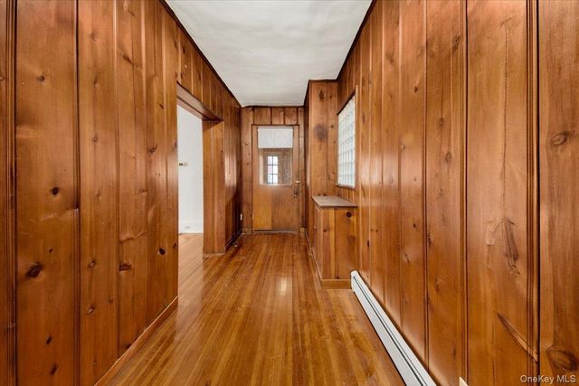 26 Cleveland Street, Valhalla, NY 10595