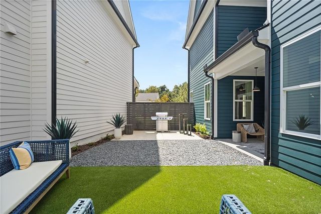 29 Hydrangea Way Unit 72, Auburn, GA 30011