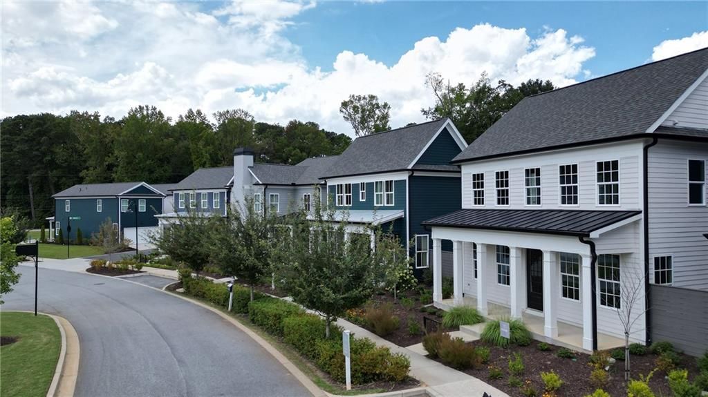 29 Hydrangea Way Unit 72, Auburn, GA 30011
