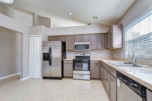 29019 OLD MARSH, Wesley Chapel, FL 33543