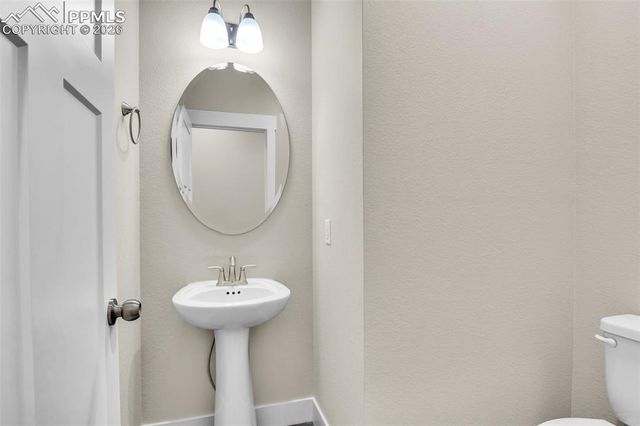 866 E Snyder Drive, Pueblo West, CO 81007