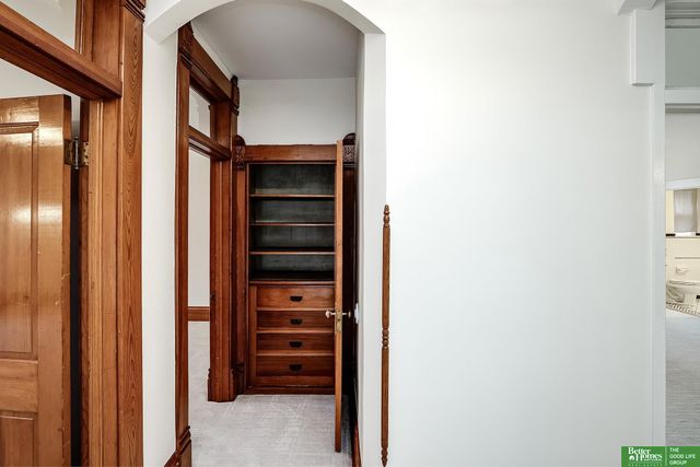 1624 S 32 Avenue, Omaha, NE 68105