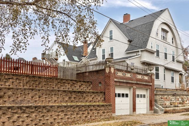 1624 S 32 Avenue, Omaha, NE 68105