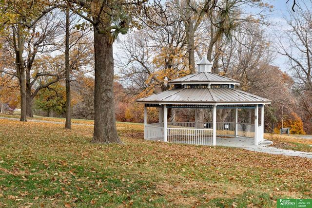 1624 S 32 Avenue, Omaha, NE 68105