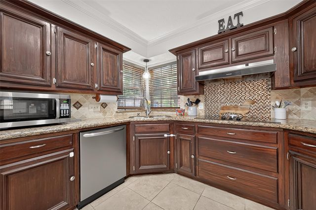 14715 Summerway Lane, Houston, TX 77014