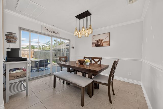 14715 Summerway Lane, Houston, TX 77014