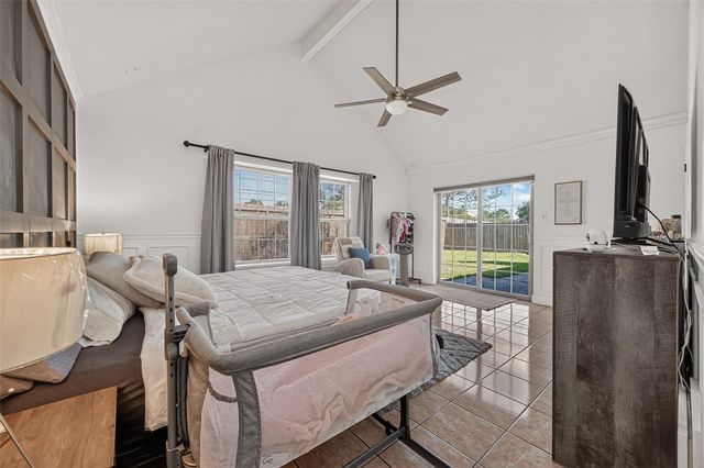 14715 Summerway Lane, Houston, TX 77014
