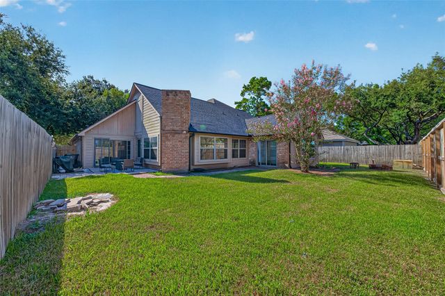 14715 Summerway Lane, Houston, TX 77014
