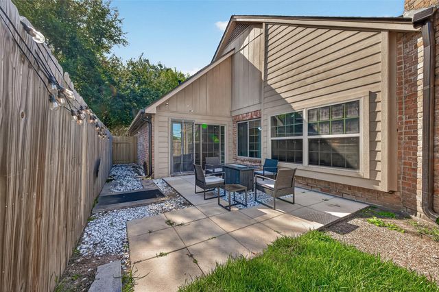 14715 Summerway Lane, Houston, TX 77014