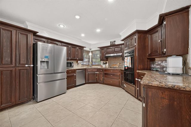 14715 Summerway Lane, Houston, TX 77014