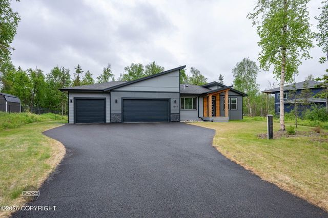 1280 W Valley Ridge Drive, Wasilla, AK 99654