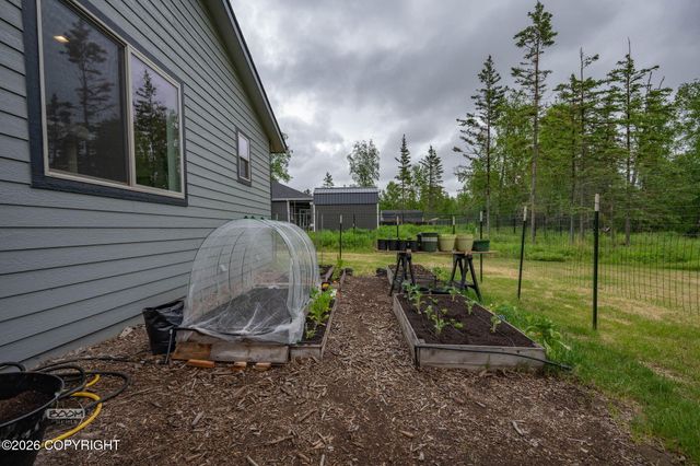 1280 W Valley Ridge Drive, Wasilla, AK 99654