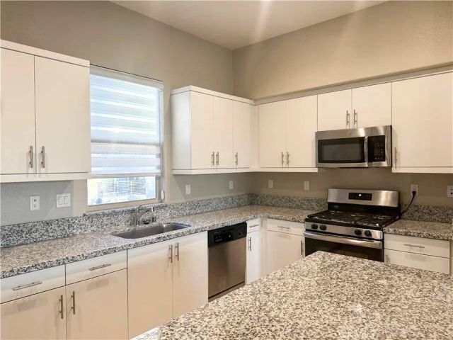 718 Central Avenue, Upland, CA 91786
