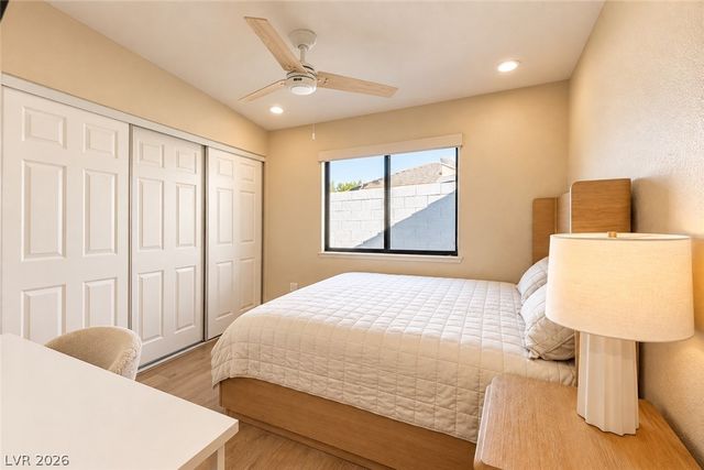 2824 Shannon River Drive, Las Vegas, NV 89117