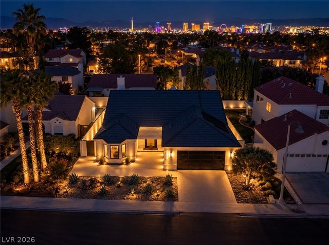 2824 Shannon River Drive, Las Vegas, NV 89117