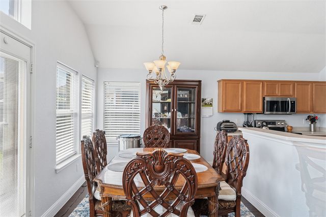 1640 Nashwood Drive, Grand Prairie, TX 75051