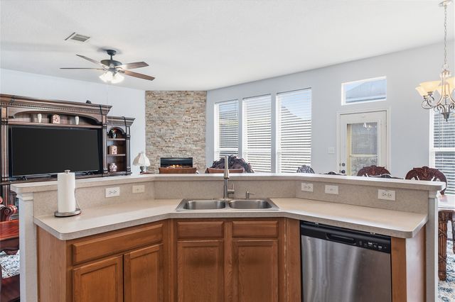 1640 Nashwood Drive, Grand Prairie, TX 75051