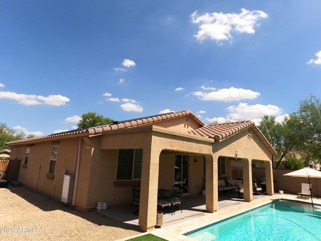 17359 W FETLOCK Trail, Surprise, AZ 85387