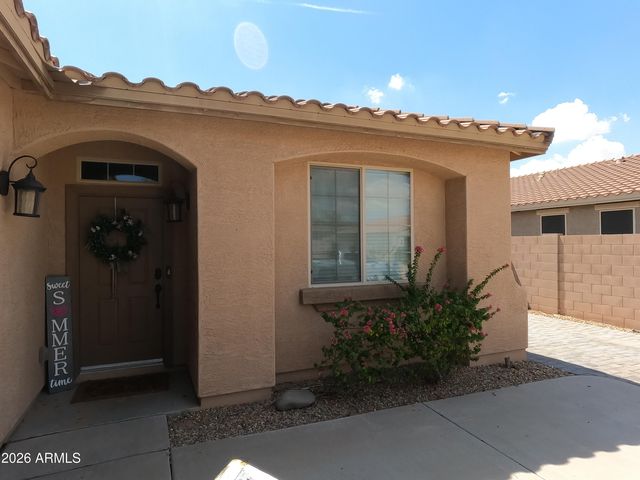 17359 W FETLOCK Trail, Surprise, AZ 85387