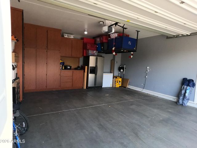 17359 W FETLOCK Trail, Surprise, AZ 85387