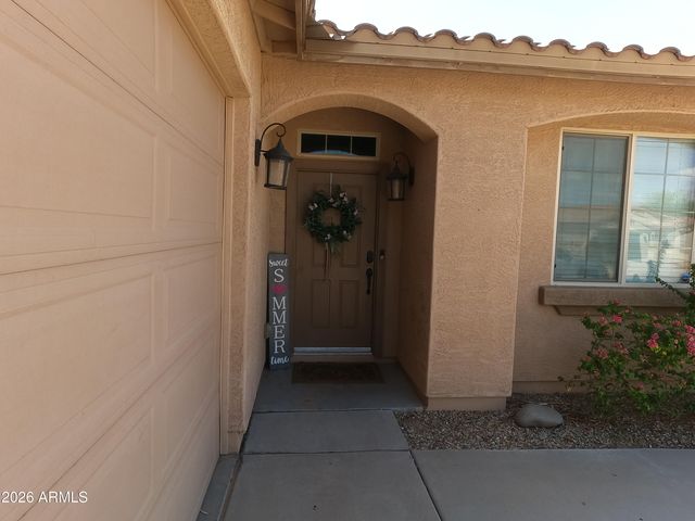 17359 W FETLOCK Trail, Surprise, AZ 85387