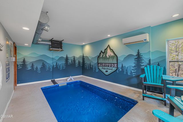 4836 Highland Place Way, Pigeon Forge, TN 37863