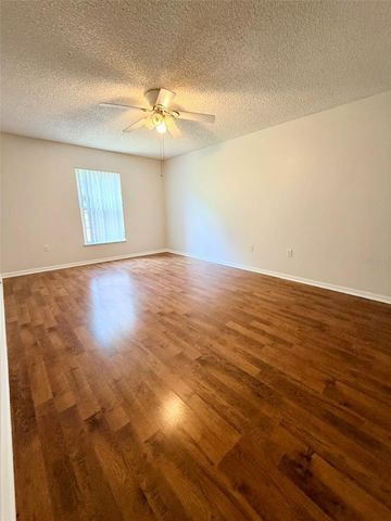 602 SUN BLUFF LANE, Apopka, FL 32712