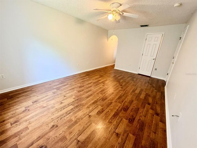 602 SUN BLUFF LANE, Apopka, FL 32712